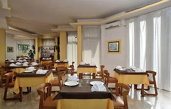 Due Pavoni 3*